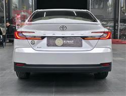 تۆیۆتا کامری